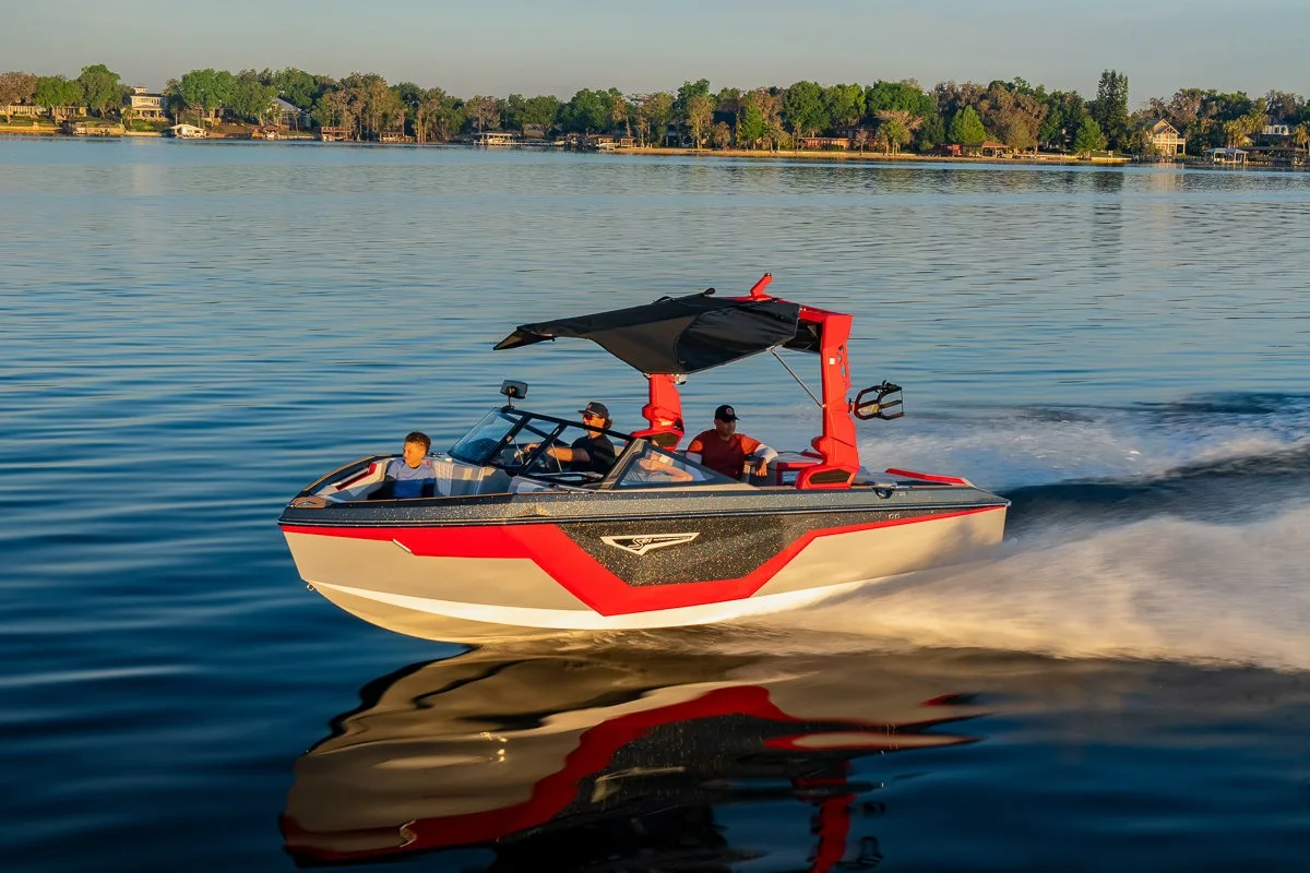 Bateau Super Air Nautique S21 vendu chez Motor Boat 74