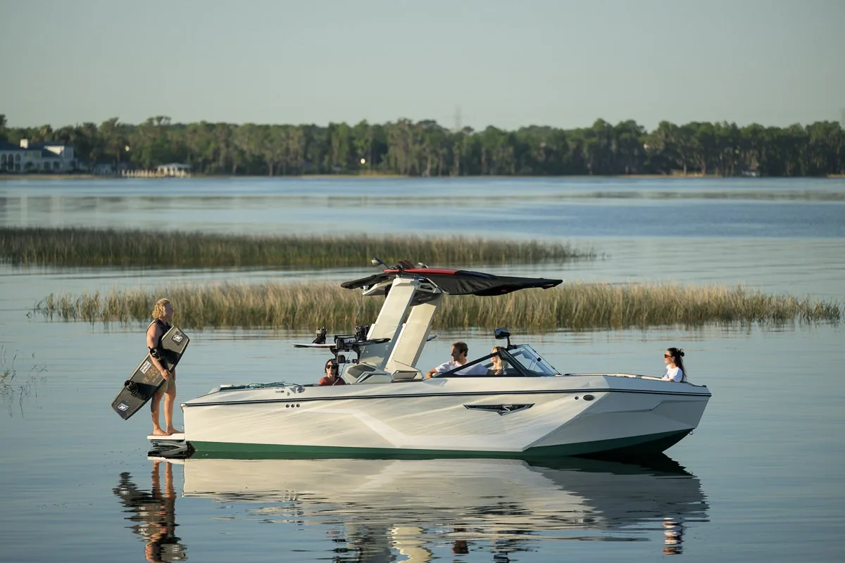 Bateau Super Air Nautique S23 vendu chez Motor Boat 74