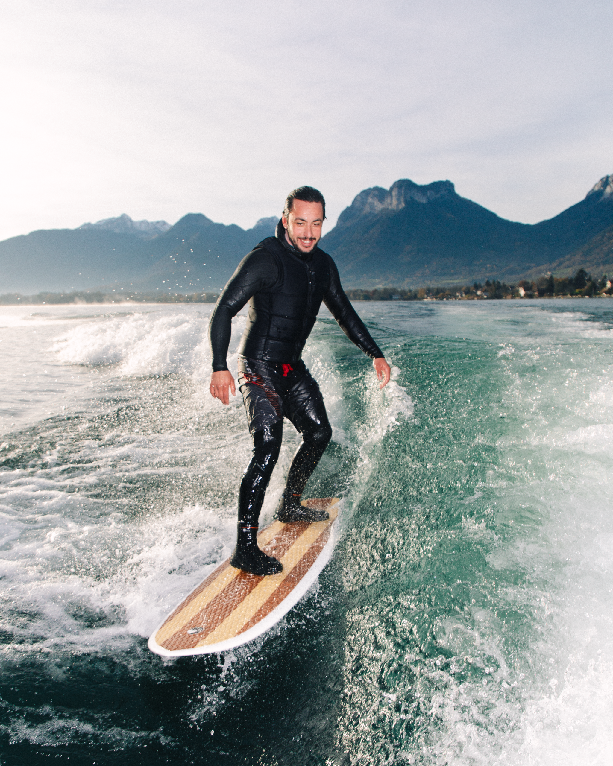 Wave Studio X Motor Boat 74 89 sur 121 scaled