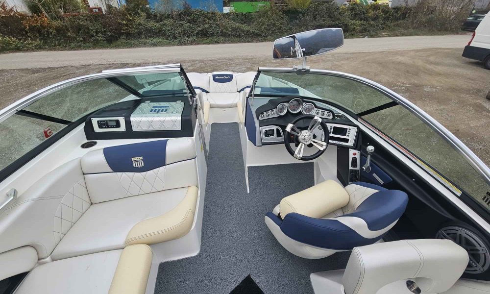 Mastercraft X-25